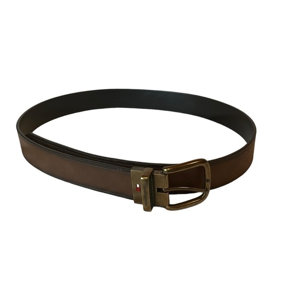 Tommy Hilfiger Reversible Black Brown Leather Belt Size 40 - Picture 1 of 8
